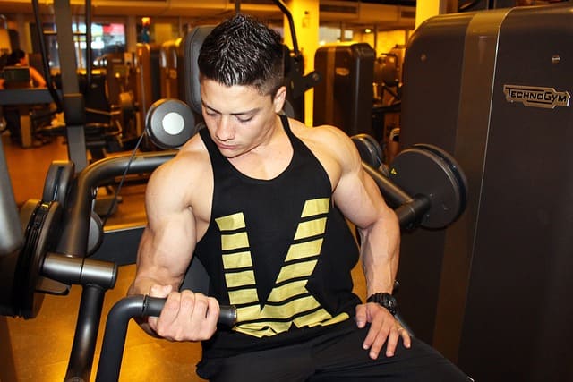 Le Renforcement musculaire à la puberté : tout ce que les ados doivent savoir bodybuilding, exercise, gym, kid, man, training, bodybuilding, bodybuilding, bodybuilding, bodybuilding, bodybuilding, exercise, gym, gym, gym